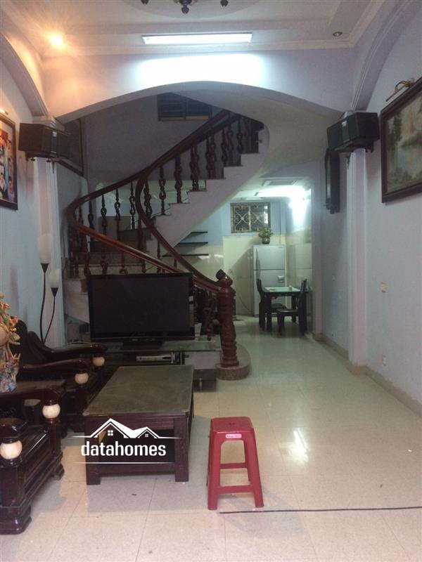 Bán nhà 50m2 khu cao cấp 87 Tô Hiệu.